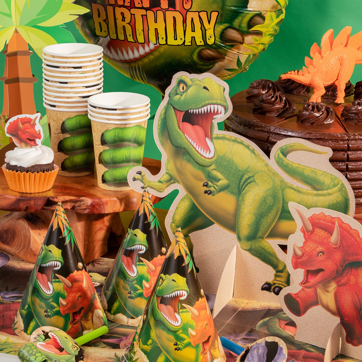 Dino Blast 9 oz Cups 96 ct