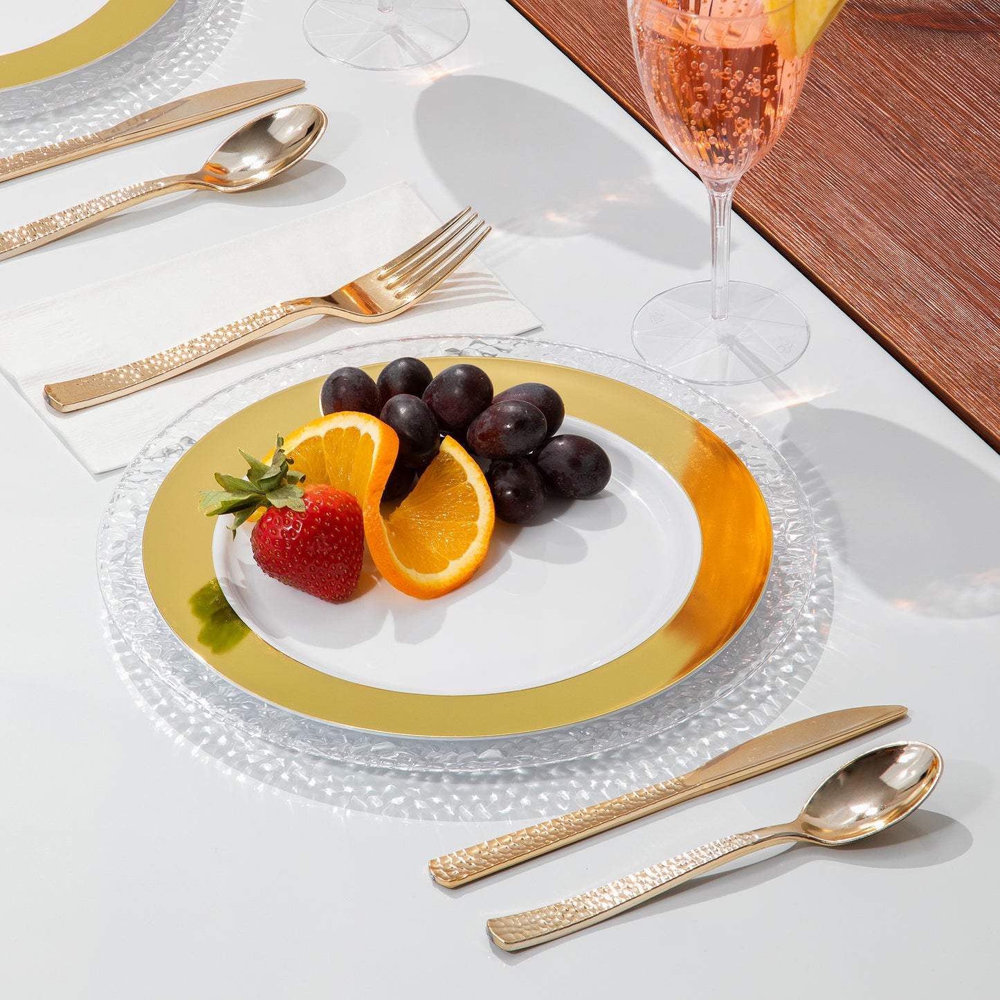 Gold Rim Plastic Dessert Plates 120 ct