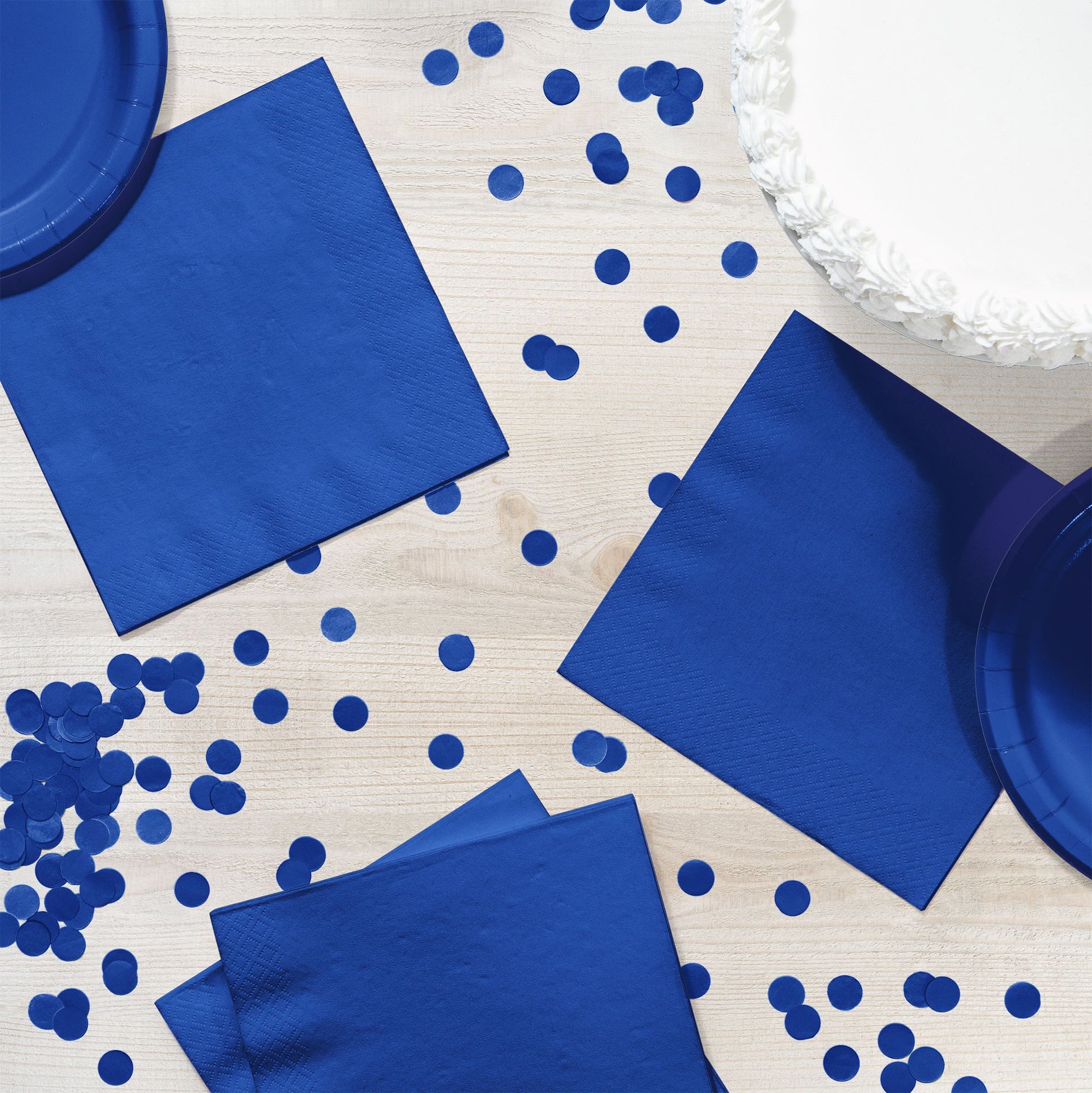 Cobalt Blue Luncheon Napkins 3-Ply 500 ct Lifestyle Image